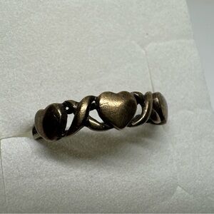 Vintage 10k Gold Hugs & Kisses Hearts X Design Ring size 6.75 Rare, Love